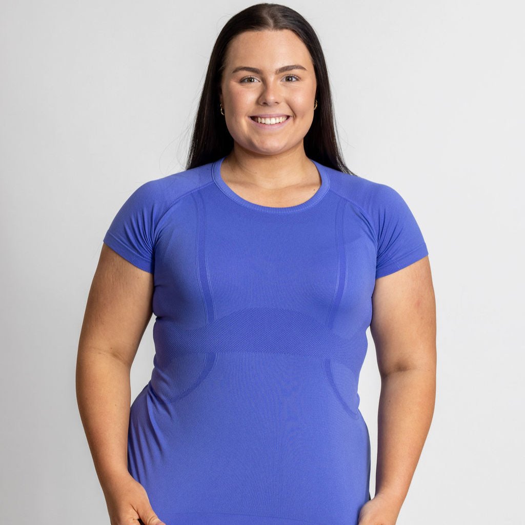 Victus Equestrian Seamless, Breathable Training Shirt in Classic Blue